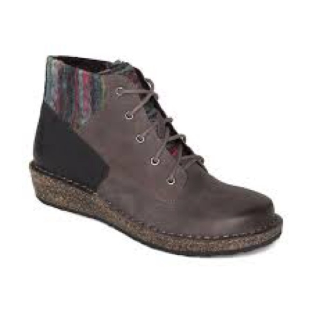 Aetrex Women’s Jolie Brown Leather Sweater Cuff Ankle Side Zip Boots Size 5